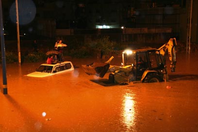 הצפות בטייבה בחורף לפני שנתיים (צילום: עומר נציראת)