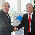 יובל שטייניץ ומזכ"ל ה-OECD צילום: שרונה מזליאן לוי