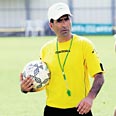 צביקה צמח הפועל רעננה (צילום: טל שחר)