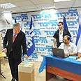 בנימין נתניהו ביבי נתניהו הצבעה ליכוד (צילום: דודו אזולאי)