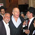 אהוד אולמרט חתונה אריה דרעי יהושע פולק (צילום: יהודה עוז, חדשות 24)