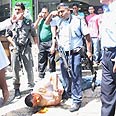 נסיון חטיפת נשק מ חיילת מזרח ירושלים (באדיבות אתר פאנט)