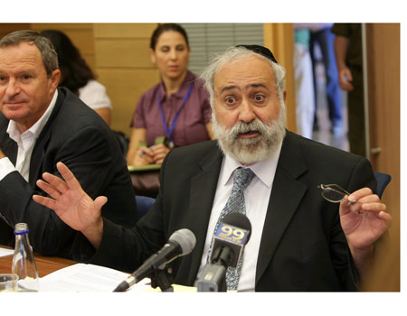 ניסים זאב מפליא ברמונטיקה