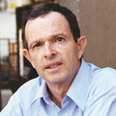 בלבן. המים גולשים לאיטם 