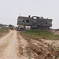 עופרת יצוקה דגל לבן בית אבו חג'אג' מהעיירה ג'וחר א-דיכ עזה (צילום: מוחמד סבאח, בצלם)