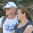 נועם שליט אביבה שליט גלעד שליט הפגנה ישיבת ממשלה (צילום: גיא אסיאג)