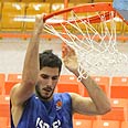 עומרי כספי  (צילום: אלי אלגרט)