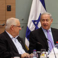 צחי הנגבי בנימין נתניהו ביבי נתניהו ראובן ריבלין רובי ריבלין ועדה ועדת חוץ ו ביטחון (צילום: גיל יוחנן)