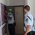 מטען חבלה בת ים רחוב בן גוריון עד משפט שלומי לחיאני (צילום: דודו אזולאי) מטען חבלה בת ים רחוב בן גוריון עד משפט שלומי לחיאני (צילום: דודו אזולאי)