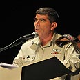 רמטכ"ל גבי אשכנזי ב התייחסות ראשונה ל מסמך גלנט  (צילום: ירון ברנר)
