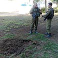 פצצת מרגמה נפילה שער הנגב (צילום: רועי עידן) פצצת מרגמה נפילה שער הנגב (צילום: רועי עידן)