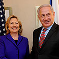 ביבי נתניהו בנימין נתניהו הילרי קלינטון מזכירת המדינה של ארה"ב פגישה ב ניו יורק (צילום: אבי אוחיון, לע"מ)