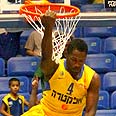 ג'רמי פארגו מכבי תל אביב בני השרון (צילום: אלי אלגרט)