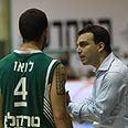 אלעד חסין דרק לאו לואו מכבי חיפה  (צילום: חגי אהרון)