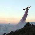 כיבוי מטוס כיבוי מטוסים מטוסי כיבוי שריפה כרמל יער יערות כרמל (צילום: אריק ניסימוב, כבאות והצלה)