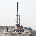 בניה התנחלויות אריאל (צילום: שלום עכשיו)