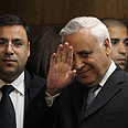 משה קצב משפט קצב הכרעת דין גזר דין בית משפט מחוזי תל אביב (צילום: EPA)