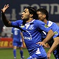אוהד קדוסי הפועל פתח תקווה (צילום: אורן אהרוני)