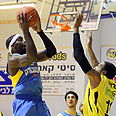 דורון פרקינס מכבי תל אביב (צילום: אלי אלגרט)