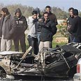 לוב הפגנות מחאה מהומות מכונית שרופהבנגזי בנגאזי (צילום: AP)