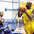 מרקו קילינגסוורת' אליצור נתניה כדורסל (צילום: נמרוד גליקמן)