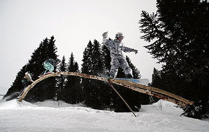 צילום: Avoriaz Tourist Office. Burton Euroteam