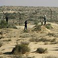 בדואים סיני גבול מצרים גדר (צילום: רויטרס)
