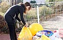 מלי והשקיות (צילום: ענת מוסברג)