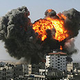 הפצצה בעזה צילום: AFP
