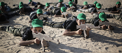 Gazan children at Hamas summer camp (Photo: EPA) 