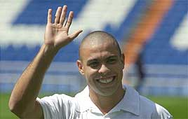 רונאלדו באיצטדיון של ריאל מדריד