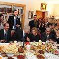 http://www.ynet.co.il/PicServer2/02022009/1927526/AVI_6723_a.jpg