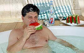 יצחק שום פנאתנייקוס