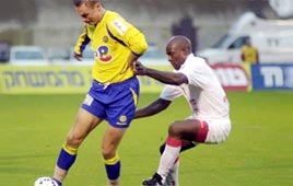 ארנסט איטצ'י (בלבן) 