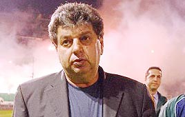 יצחק שום פנאתינייקוס