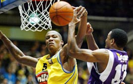 מייסיאו באסטון מכבי תל אביב אריק קמפבל עירוני נהריה