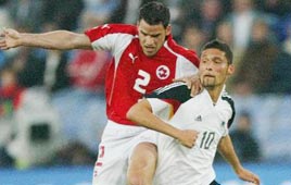 קווין קוראני ברנט האס גרמניה שוויץ יורו-2004