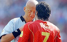 לואיס פיגו פיירלואיג'י קולינה פורטוגל יורו-2004