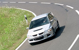 מיצובישי לנסר איוו 8