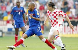 תיירי הנרי טומיסלאב סוקוטה צרפת קרואטיה יורו-2004