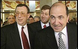 בוריס ברזובסקי רומן אברמוביץ' ולדימר גוסינסקי