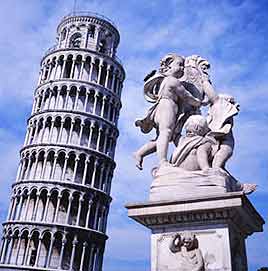 המגדל הנטוי פיזה איטליה