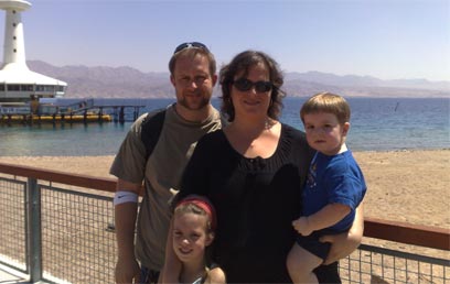 שרון מיכאלוב ובני משפחתה