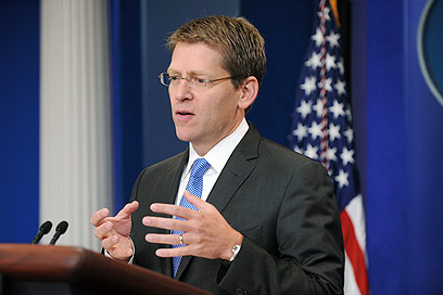 "אסד מאבד בהדרגה את כוחו". דובר הבית הלבן קרני (צילום: EPA)