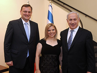ראש הממשלה ורעייתו בפגישה עם ראש ממשלת צ'כיה (צילום: אבי אוחיון, לע"מ)