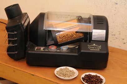 על כוס קפה חלק ב