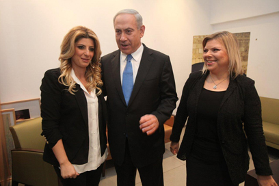 משיקים קמפיין. הזוג נתניהו וחדד (צילום: יוסי זמיר)